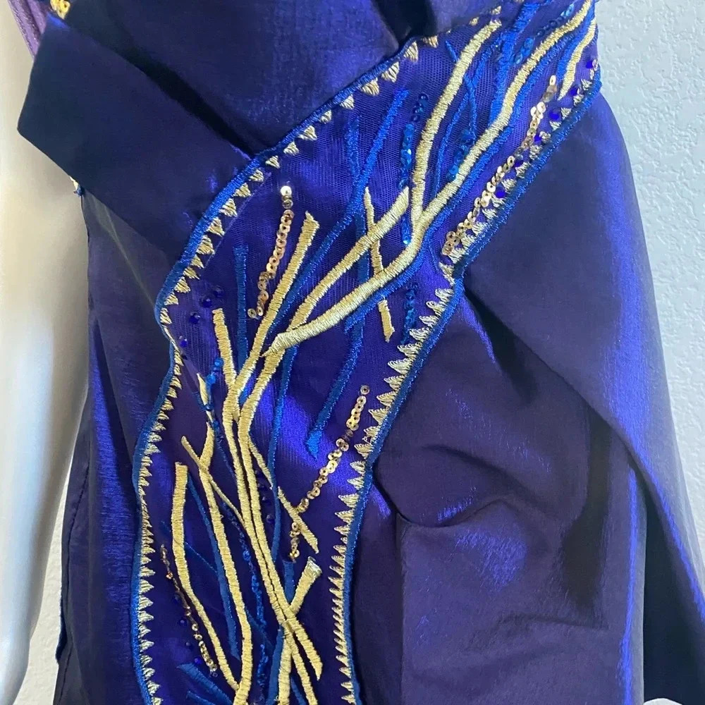 Aspeed One Shoulder Gown Size Small - Picture 4 of 17